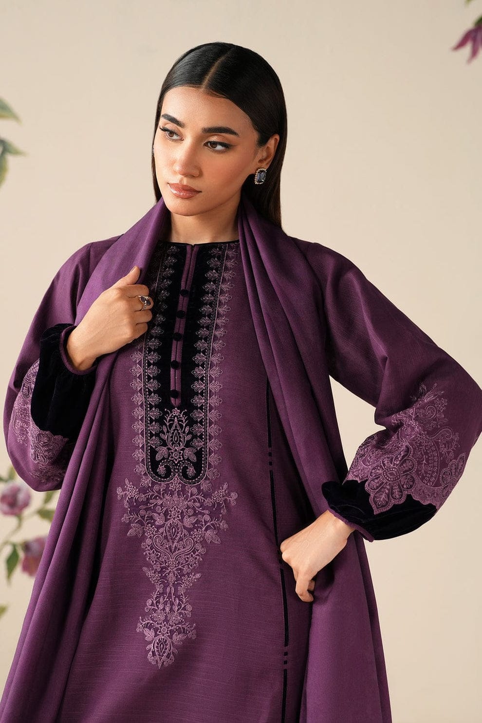 SR-64333 Black Velvet Aplic Embroidered Dhanak Suit With Embroidered Dhanak Shawl Velvet Aplic