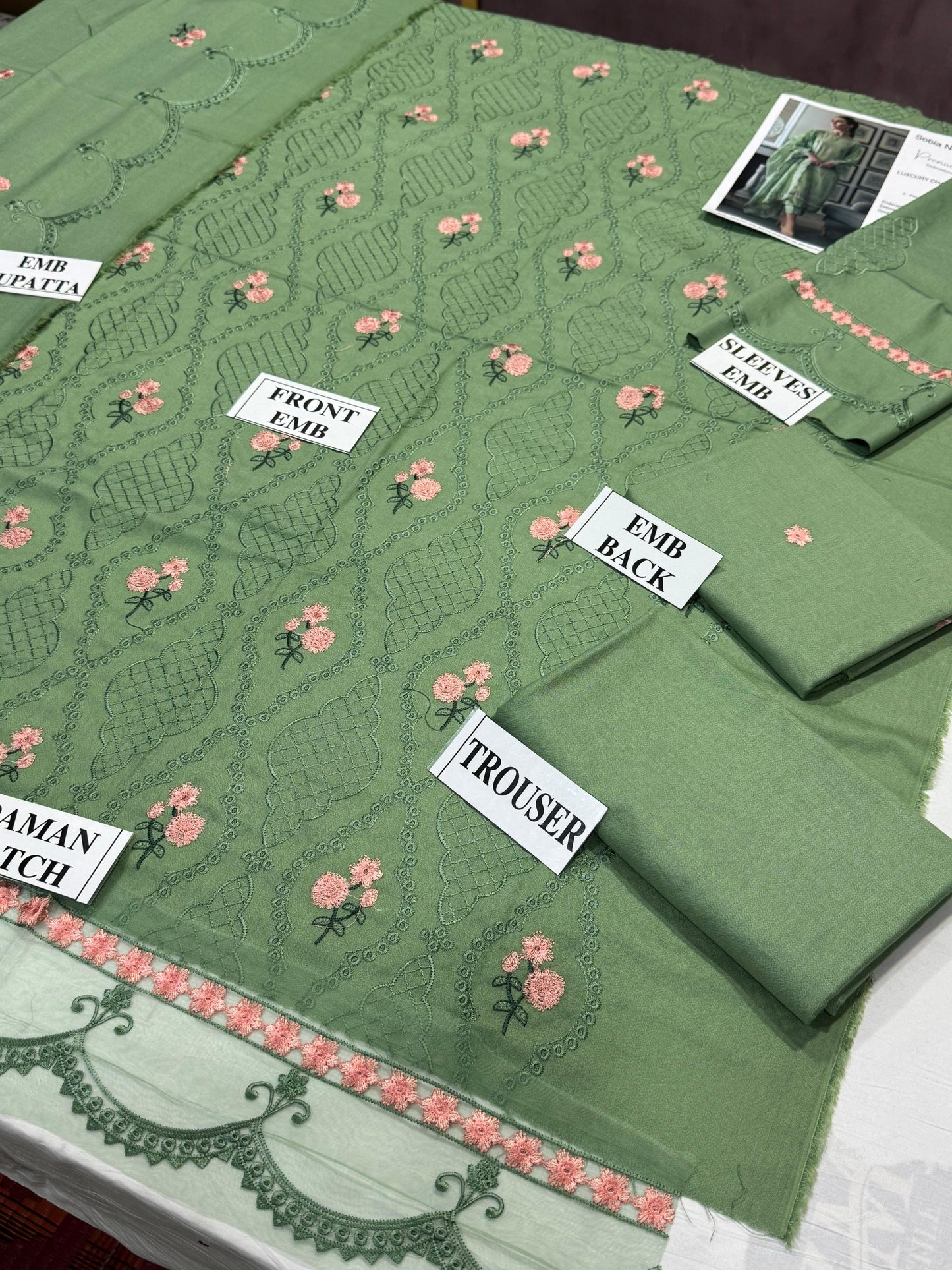 SOBIA NAZIR-3PC DHANAK EMBROIDERED SHIRT WITH DHANAK EMBROIDERED SHAWL AND TROUSER