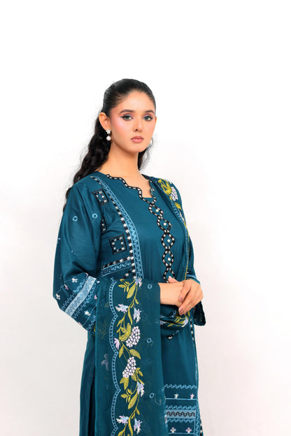 FF3086 – 3PC Stitched Embroidered Lawn Suit