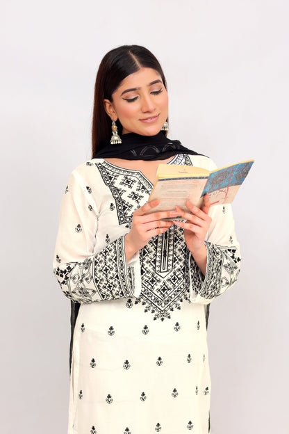 FF3075 – 3PC Stitched Embroidered Lawn Suit