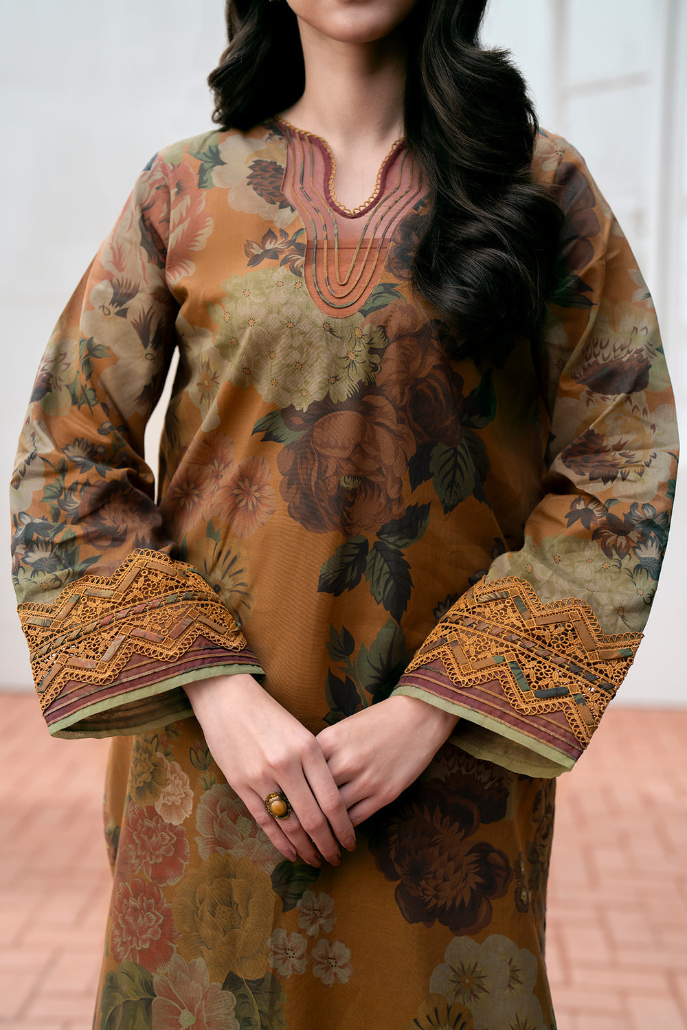 SR-BQ01 Digital Printed Lawn Suit 3pc with Lawn Digital Printed Dupatta & Embroidered Patches