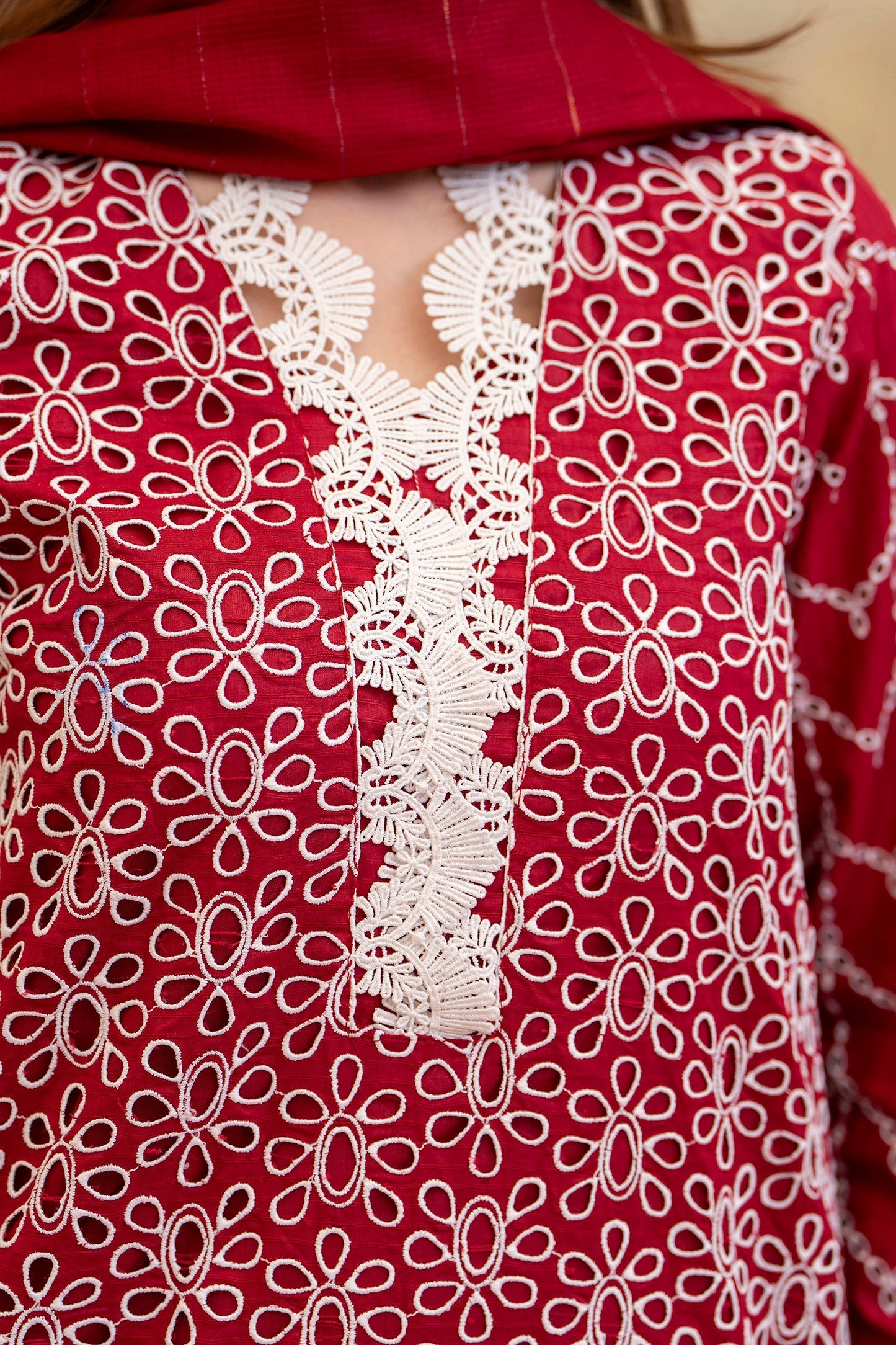 MIRAKHI-3PC LAWN CHIKENKARI EMBROIDERED SHIRT WITH LAWN TUBE SLUB DUPATTA-BIC-2835