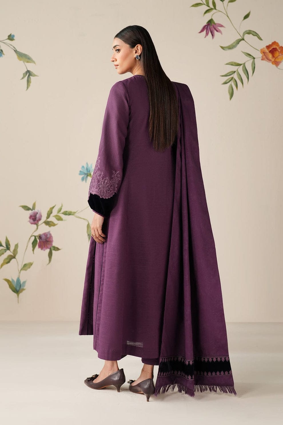 SR-64333 Black Velvet Aplic Embroidered Dhanak Suit  With Embroidered Dhanak Shawl Velvet Aplic
