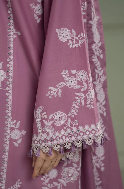 SR-CS900 Unstitched Heavy Embroidered Lawn Suit With Embroidered Lawn Dupatta