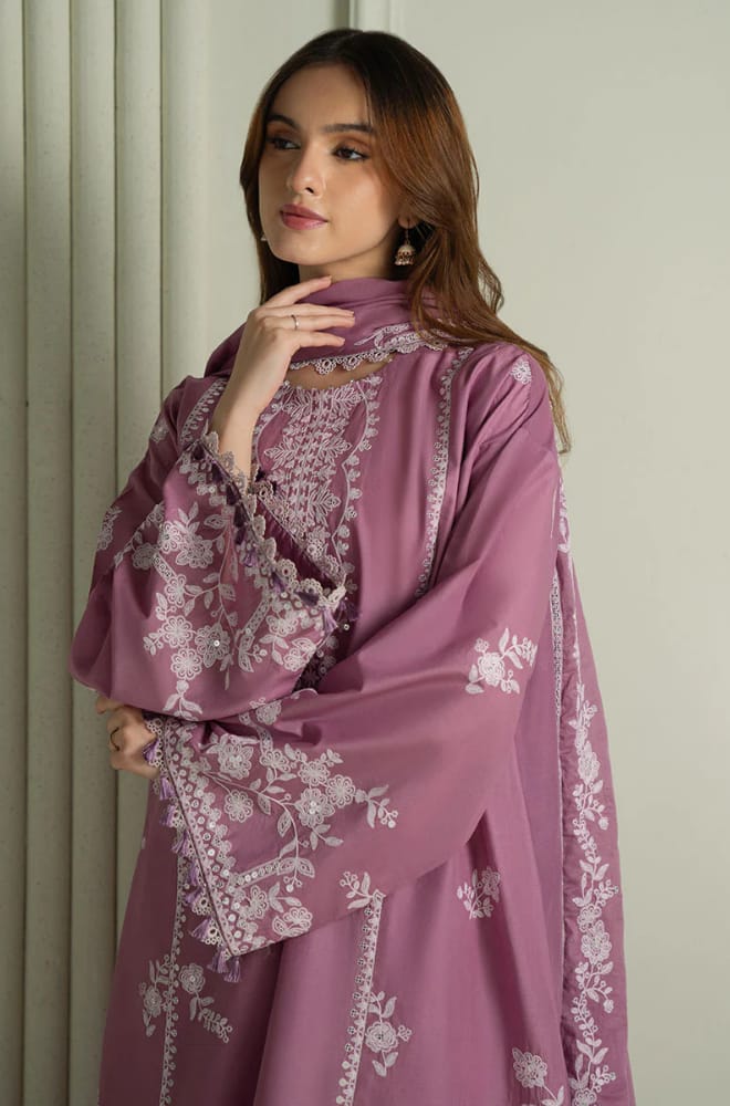 SR-CS900 Unstitched Heavy Embroidered Lawn Suit With Embroidered Lawn Dupatta