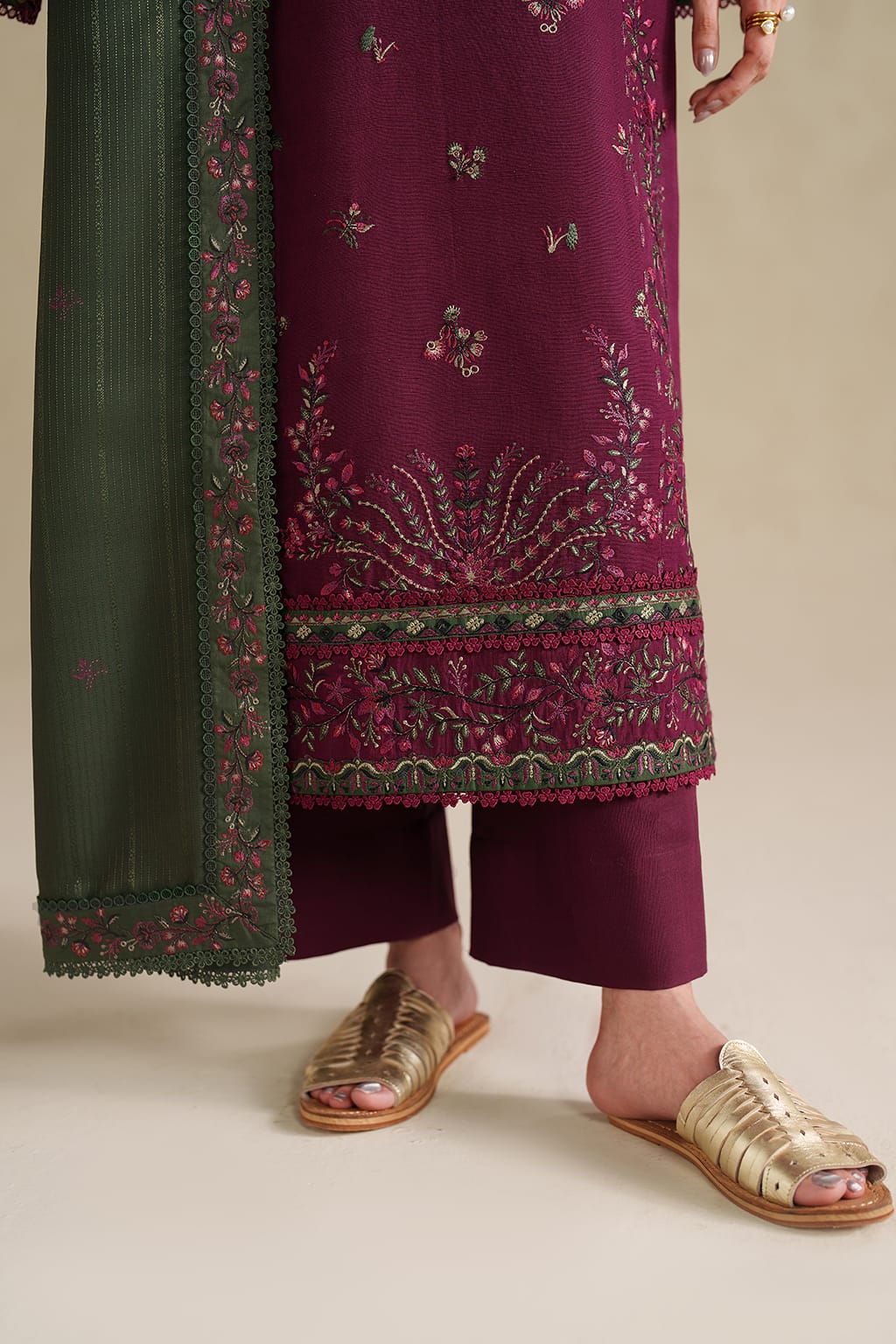 Highly Recommended SR-IZ2705 Unstitched Fully Embroidered Lawn Suit With Embroidered Lawn Dupatta