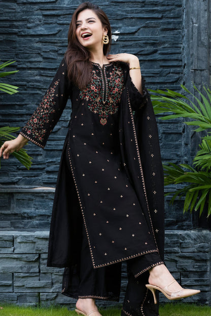 SR-BT2800 HIGHLY RECOMMENDED Unstitched Fully Embroidered Lawn Suit With Embroidered Bamber Chiffon Dupatta