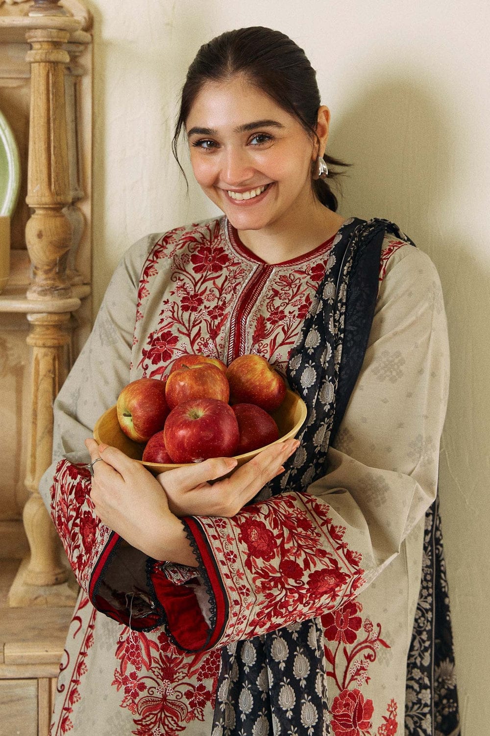 SR-ZS57 Unstitched Fully Embroided Lawn Suit With Cotton Lawn Dupatta
