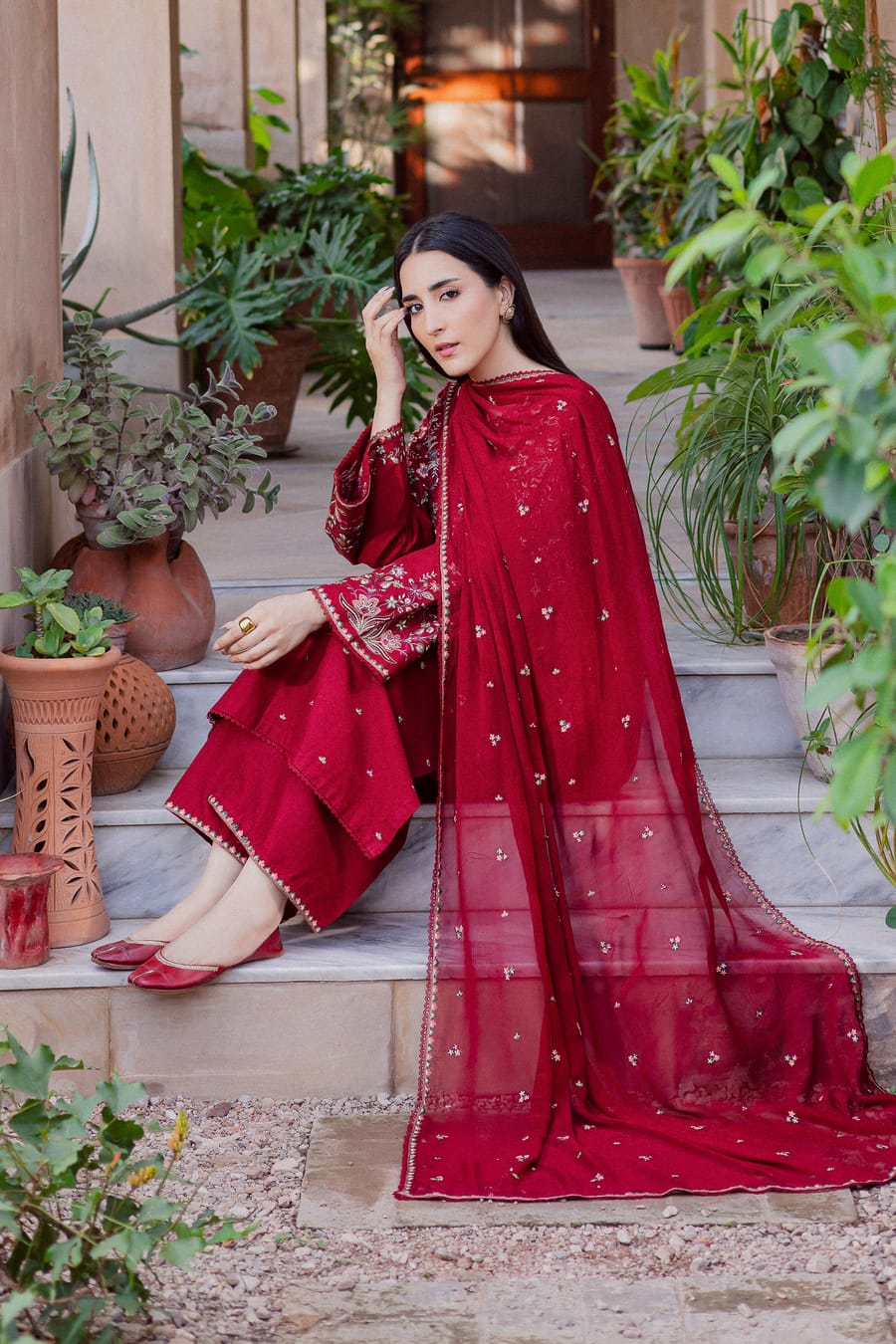 SR-2700 Unstitched Fully Embroidered Lawn Suit With Embroidered Bamber Chiffon Dupatta