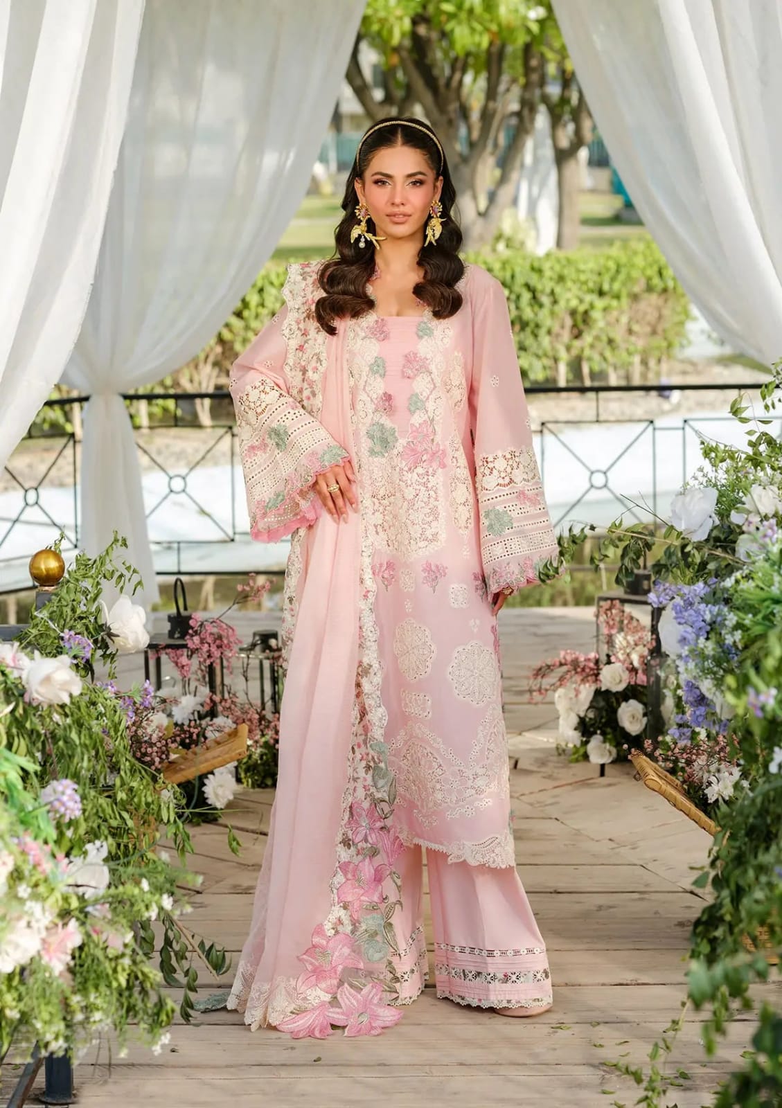 SR-EL2790 Unstitched Fully Embroided Lawn Suit With Cotton Net Embroidered Dupatta
