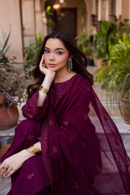 BATIK-3PC LAWN EMBROIDERED SHIRT WITH CHIFFON EMBROIDERED DUPATTA AND EMB TROUSER-BIC-4696