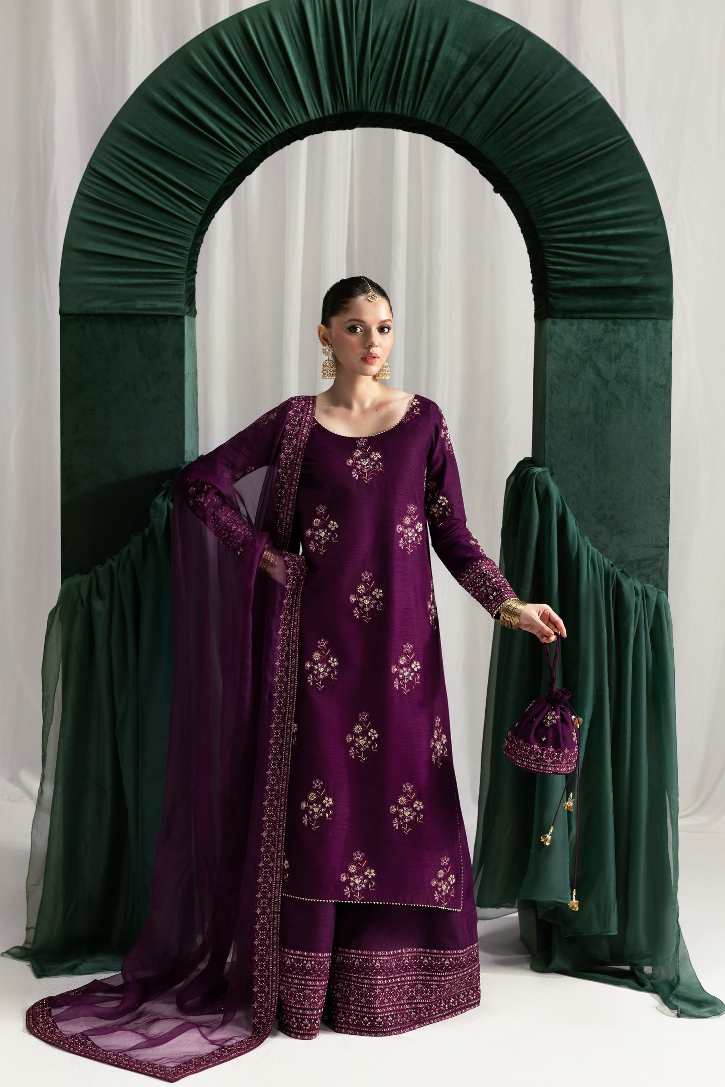 ZAIB-3PC HANDMADE EMBELLISHED SILK EMBROIDERED SHIRT WITH BAMBER CHIFFON DUPATTA AND TROUSER-BIC-4879