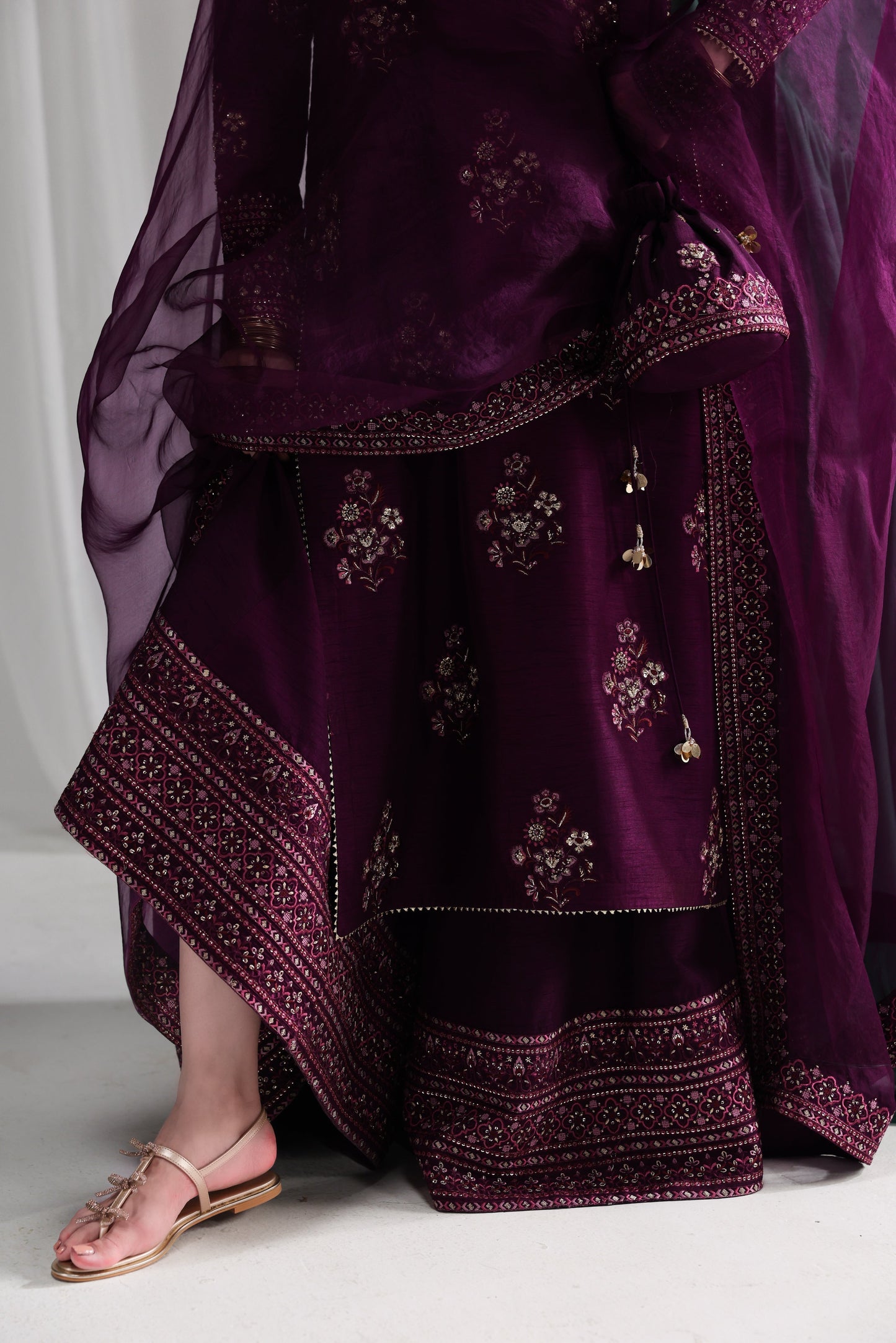 ZAIB-3PC HANDMADE EMBELLISHED SILK EMBROIDERED SHIRT WITH BAMBER CHIFFON DUPATTA AND TROUSER-BIC-4879