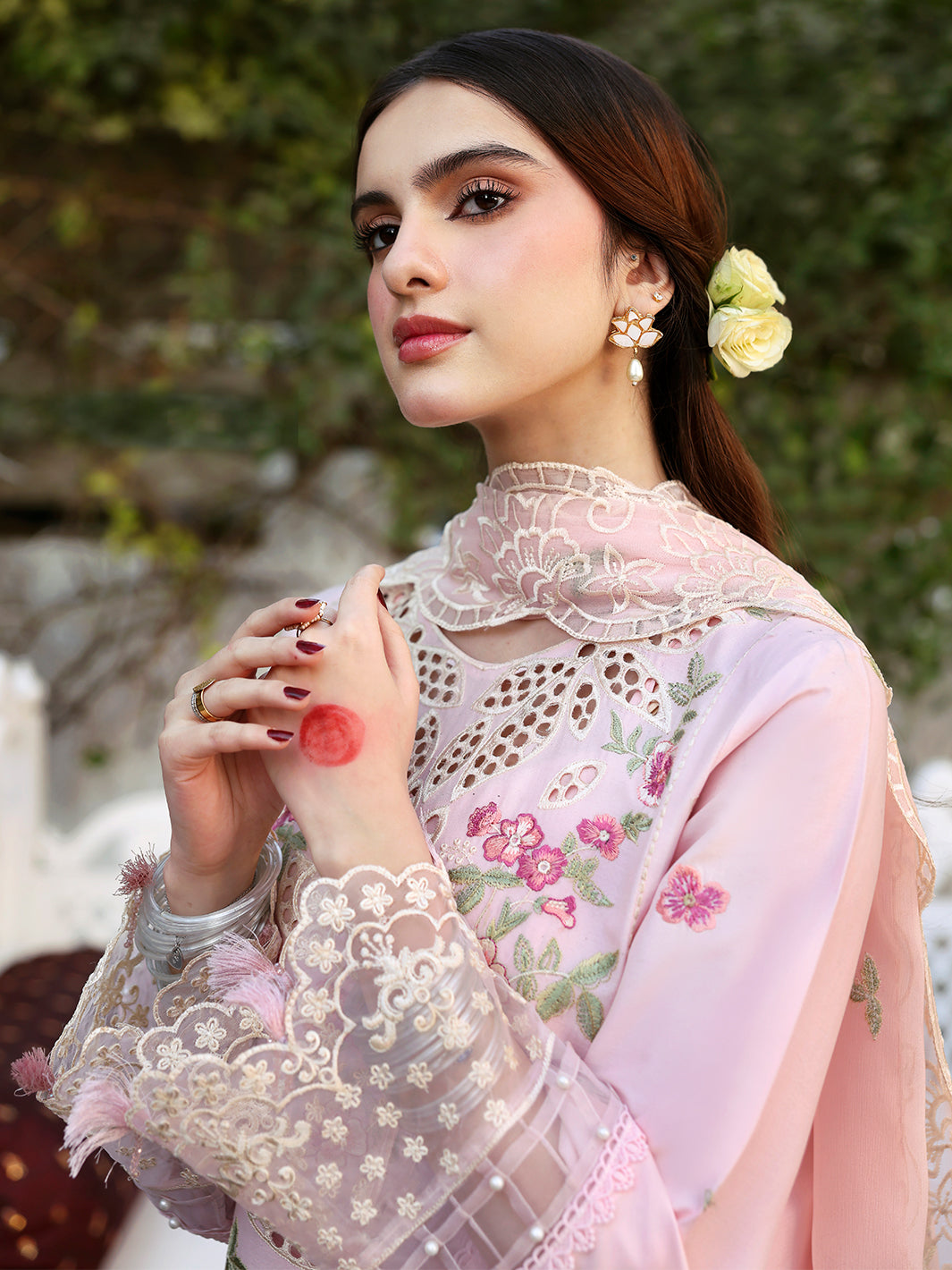 MAHNUR-3PC LAWN EMBROIDERED SHIRT WITH KHADDI NET EMBROIDERED DUAPTTA AND TROUSER-BIC-4643