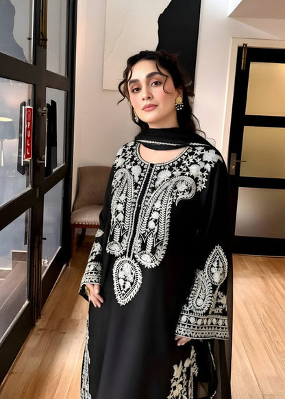 SR-MR2740B Unstitched Embroidered Lawn Suit 3pc With Chiffon Embroidered Dupatta