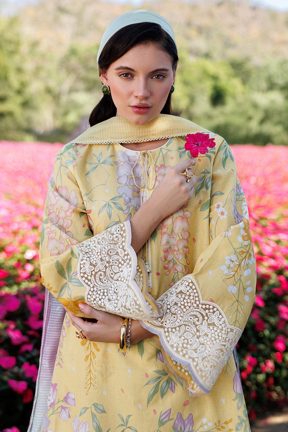 SR-JZ205 Unstitched Digital Printed Lawn Suit 3pc With Digital Printed Lawn Dupatta