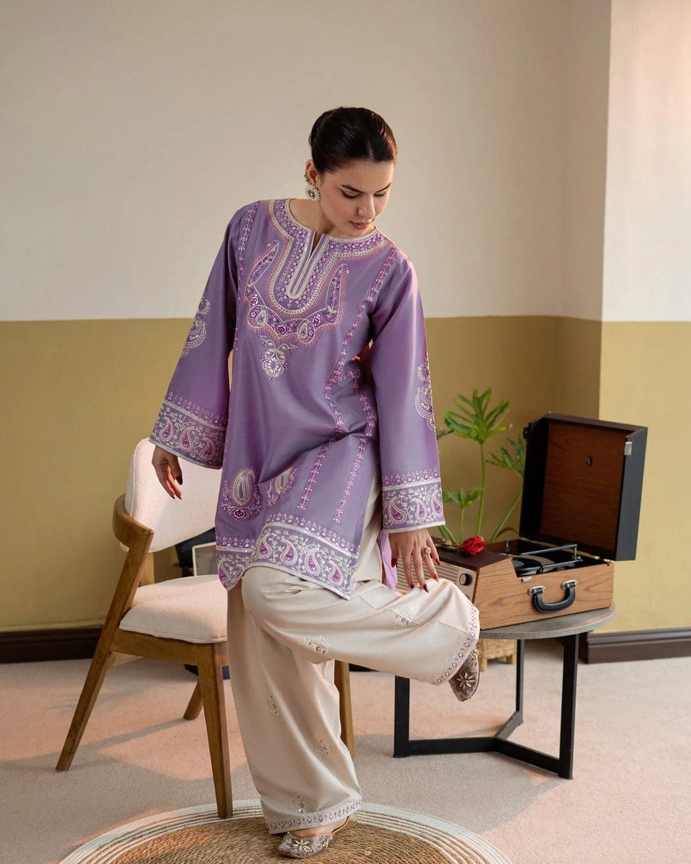 SR-MB2825 Lawn Fully Sequence Embroidered 2pc Embroidered Trouser as well