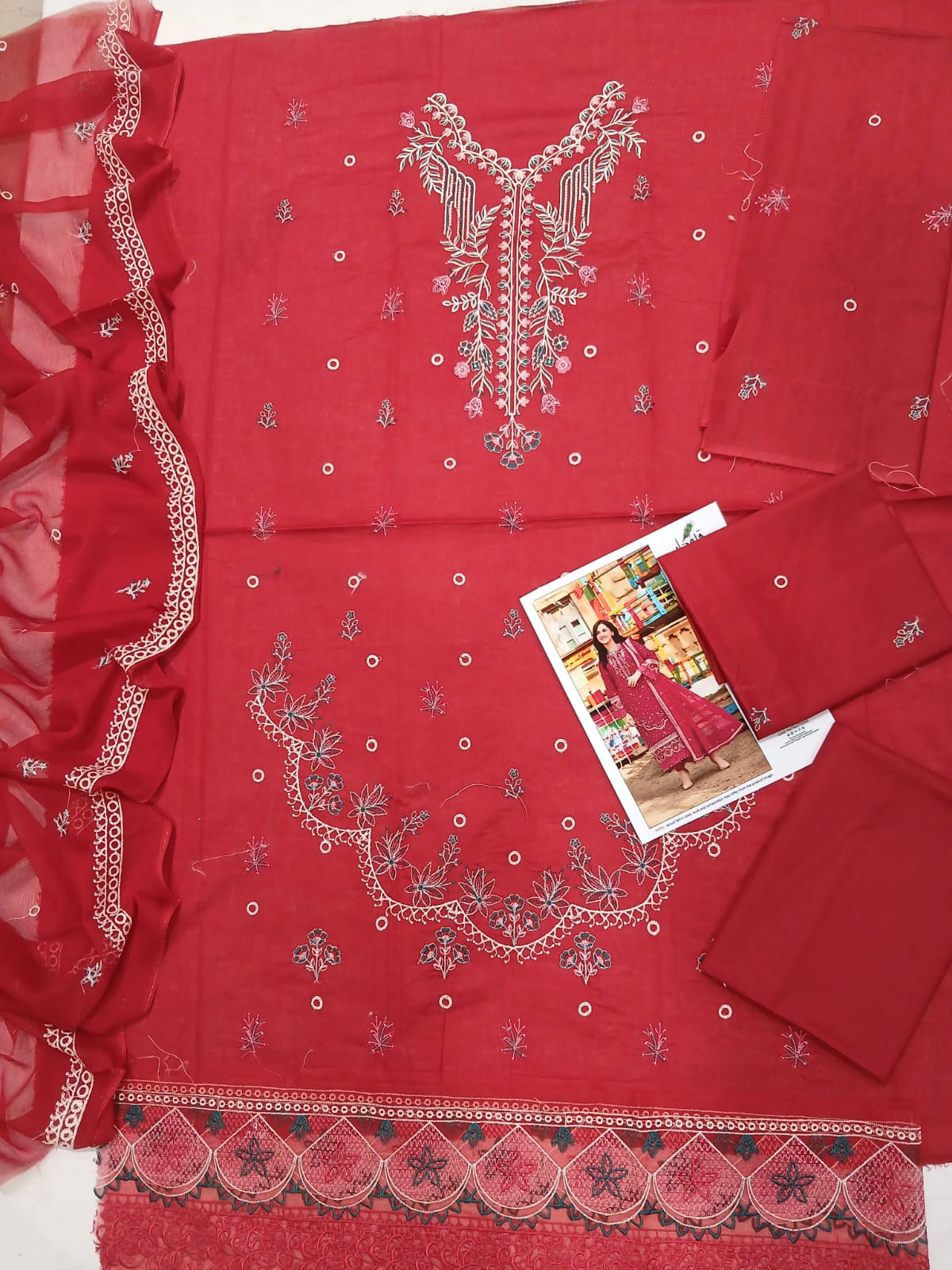 3PC LAWN EMBROIDERED SHIRT WITH BAMBER CHIFFON EMBROIDERED DUPATTA AND LAWN TROUSER-