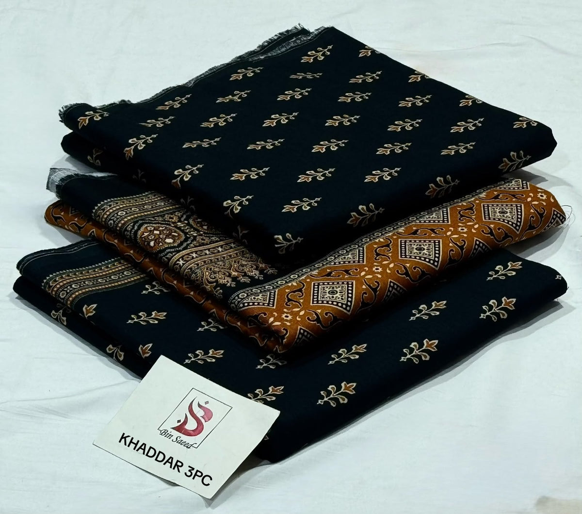 BIN SAEED-3PC KHADDAR PRINTED SHIRT WITH KHADDAR PRINTED DUPATTA AND PRINT TROUSER