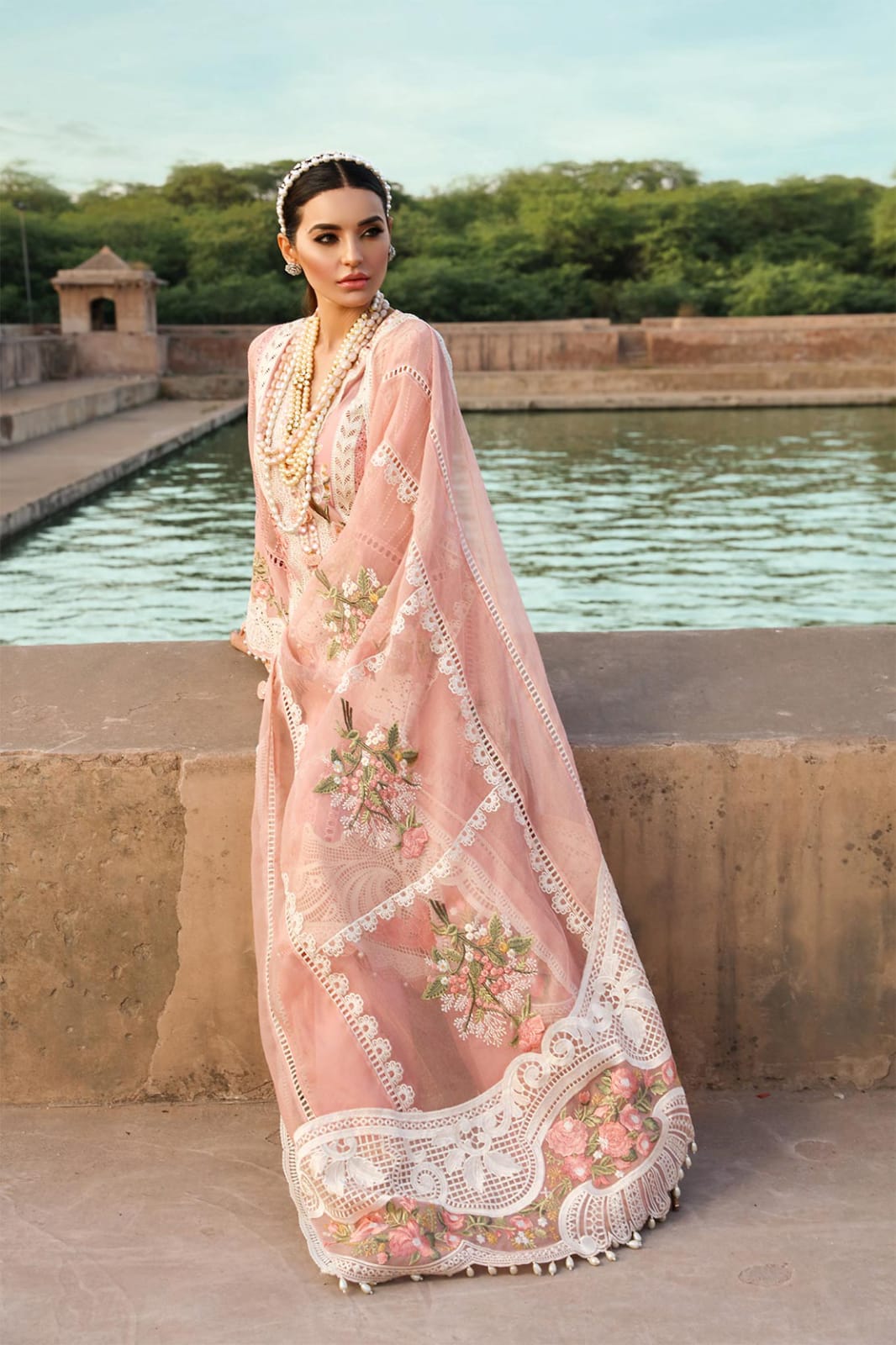 SR-28 Lawn Unstitched Embroidered 3pc Suit With Organza Embridered Dupatta