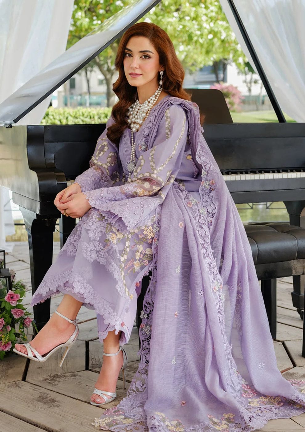 SR-EL2715 Lawn Unstitched Embroidered 3pc Suit With Cotton Net Embroidered Dupatta