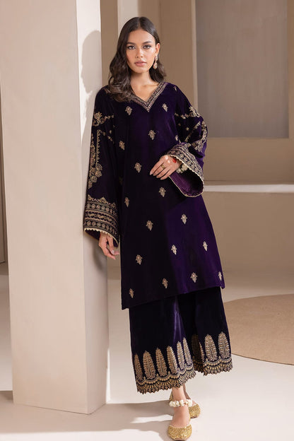 SR-1079 Embroidered 9000 Micro Velvet 3Pc With Organza Embroidered Dupatta