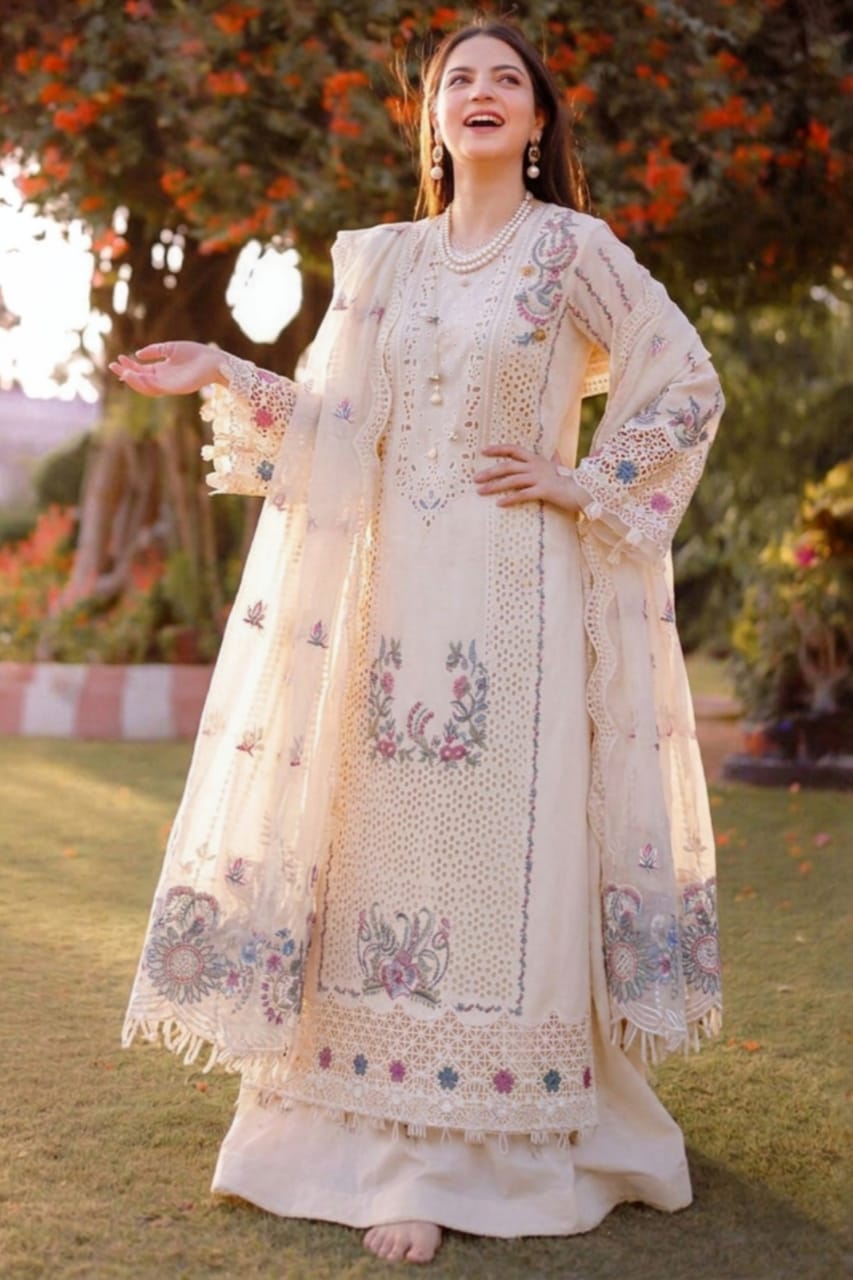 SR-QL2605 Lawn Unstitched Embroidered 3pc Suit With Organza Embroidered Dupatta