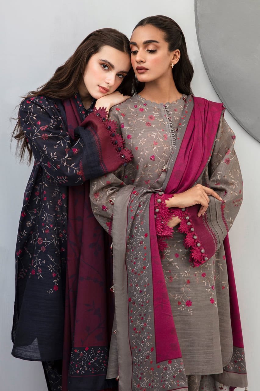 SR-BQ405 Digital Printed Khaddar 3Pc Suit With Digital Printed Khaddar Dupatta