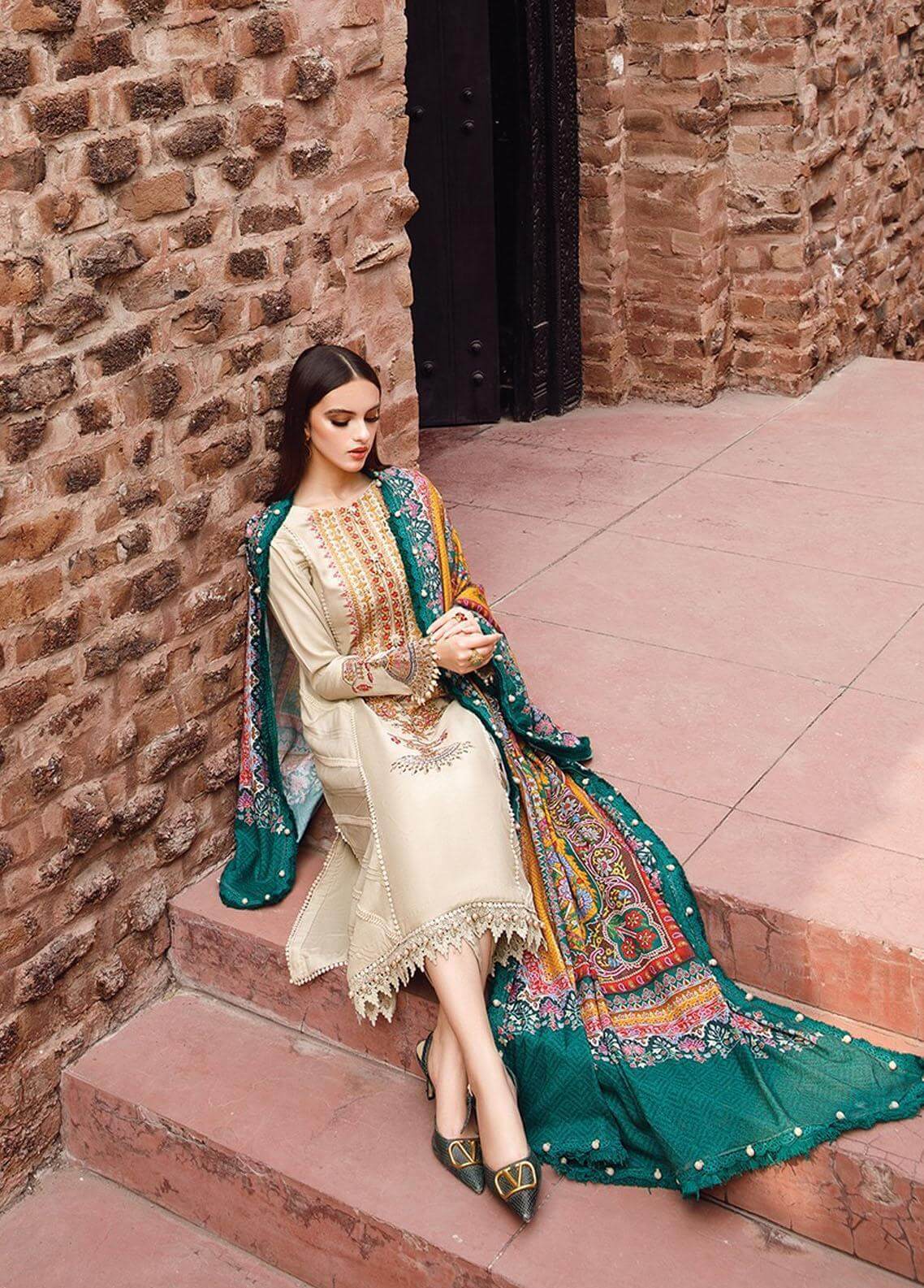 SR-RM670 Dhanak Embroidered Suit With Digital Printed Wool Shawl