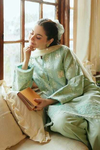 SR-49 Lawn Embroidered 3pc Suit With Printed Chiffon Dupatta